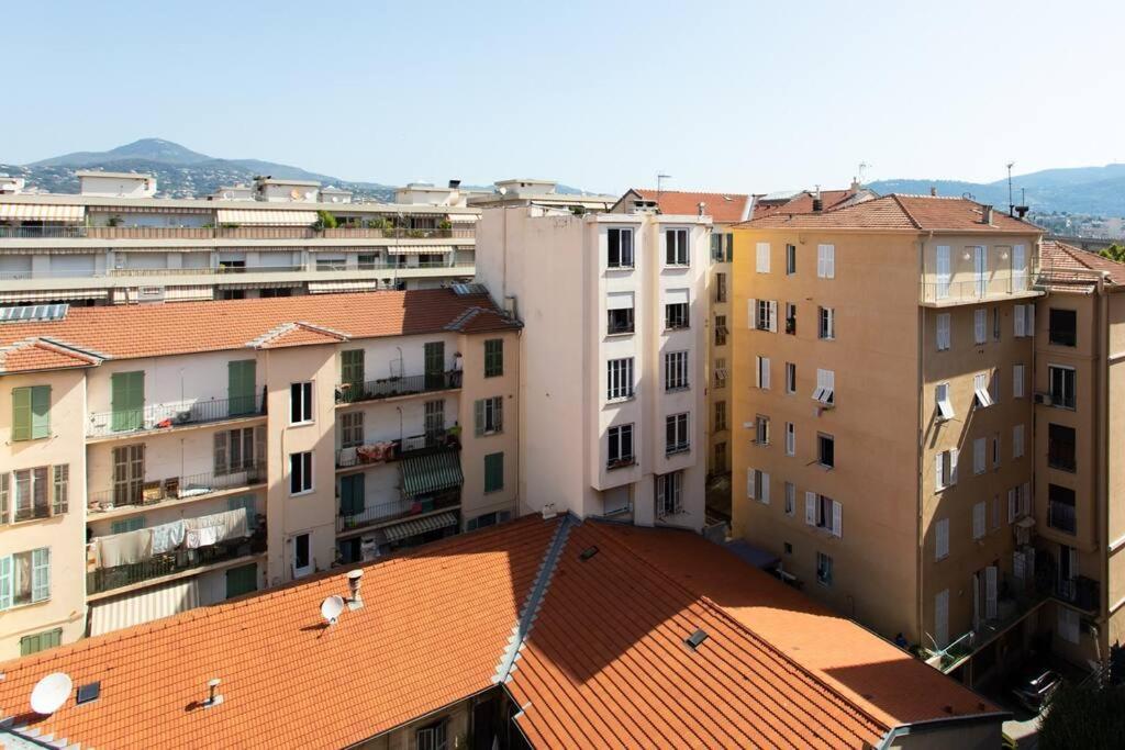 L41 Suite Paladium 8Pax 4Rooms Balcony Wifi Ac Nice Ngoại thất bức ảnh