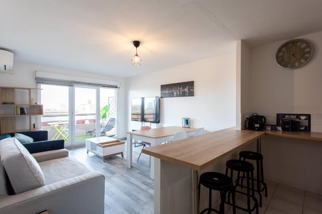 L41 Suite Paladium 8Pax 4Rooms Balcony Wifi Ac Nice Ngoại thất bức ảnh